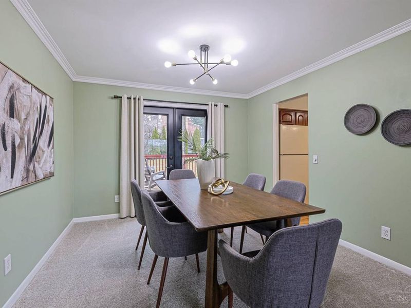 1013 Ligorio Avenue, Greenhills, OH 45218 Photo 13