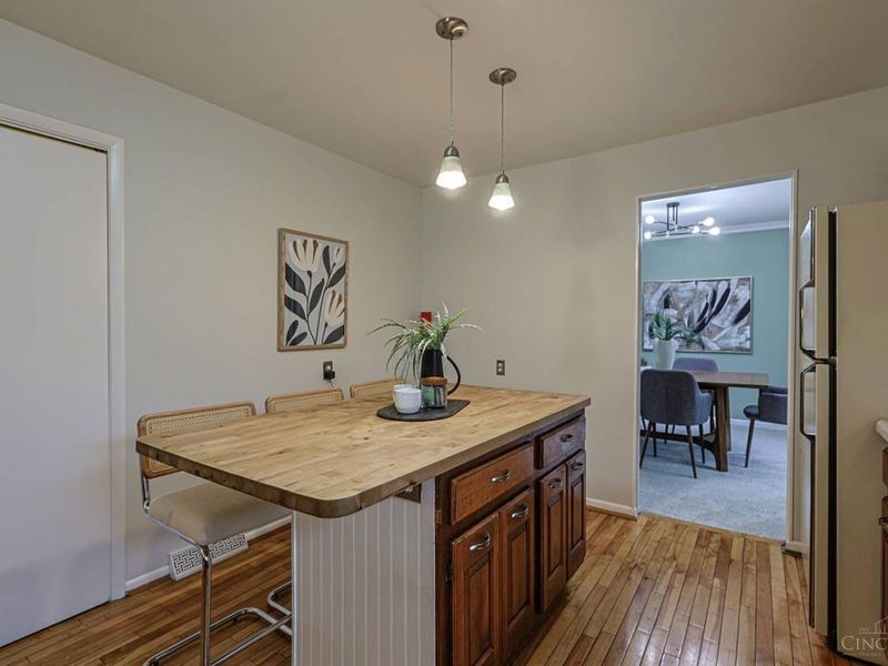 1013 Ligorio Avenue, Greenhills, OH 45218 Photo 19