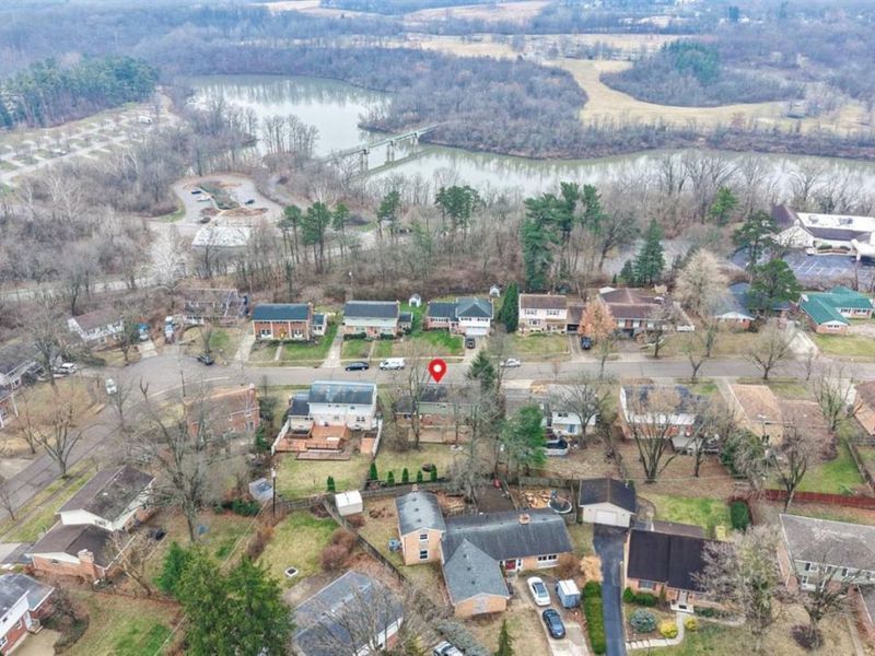 1013 Ligorio Avenue, Greenhills, OH 45218 Photo 54