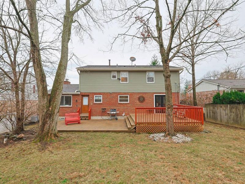 1013 Ligorio Avenue, Greenhills, OH 45218 Photo 56