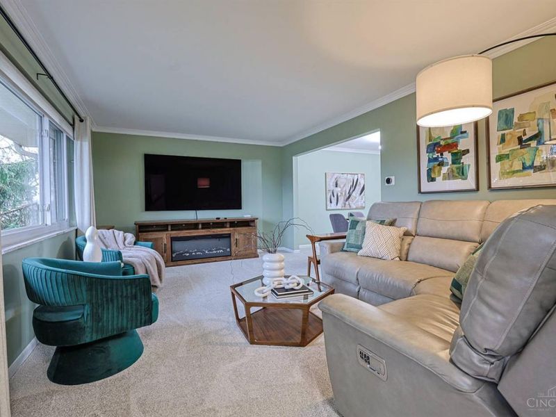 1013 Ligorio Avenue, Greenhills, OH 45218 Photo 6