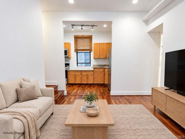21-28 35 Street, Unit 1G, Astoria, NY 11105