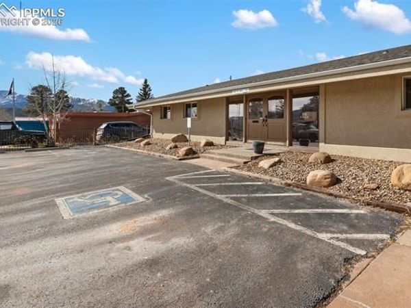 350 N Pine Street, Woodland Park, CO 80863