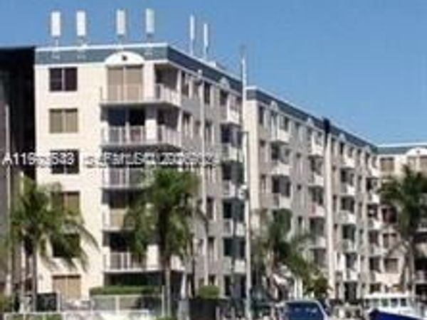 1740 NW North River Dr, Unit 529, Miami, FL 33125