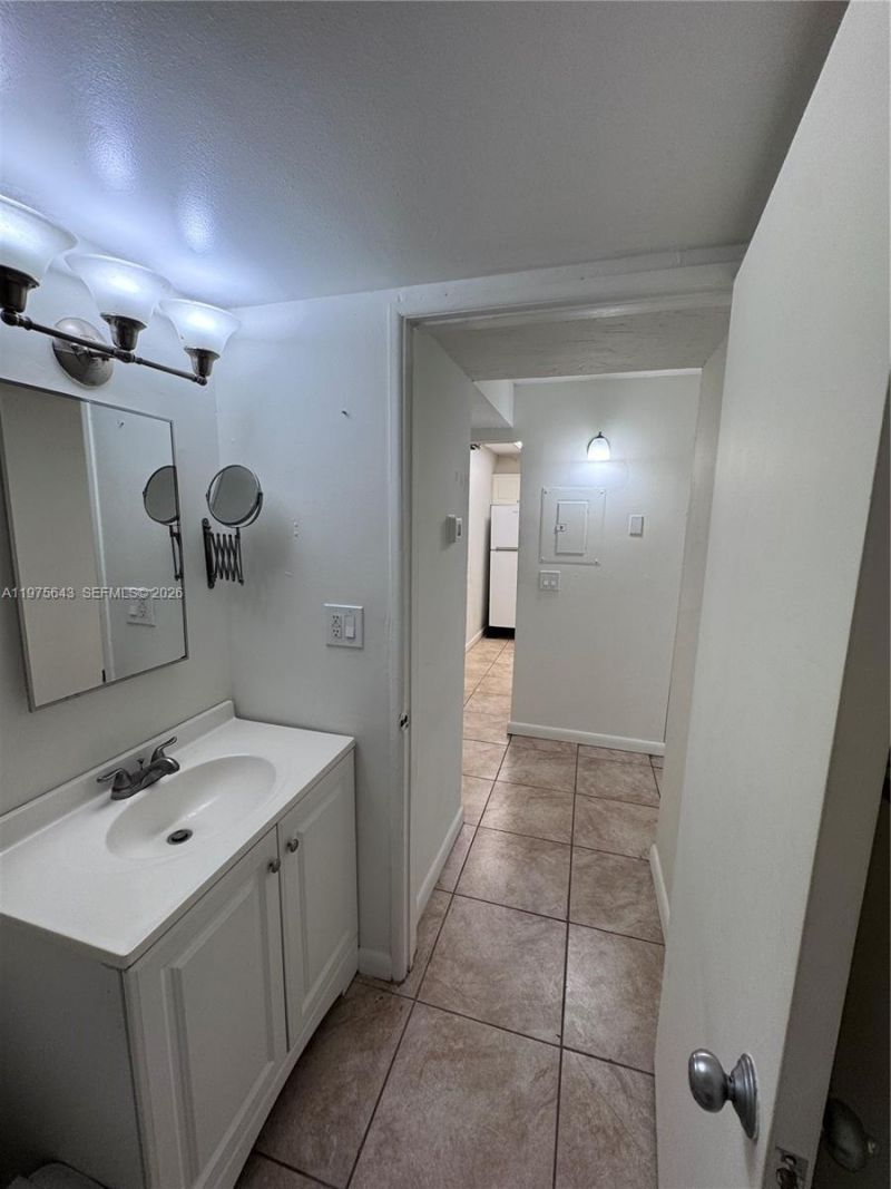 1740 NW North River Dr, Unit 529, Miami, FL 33125 Photo