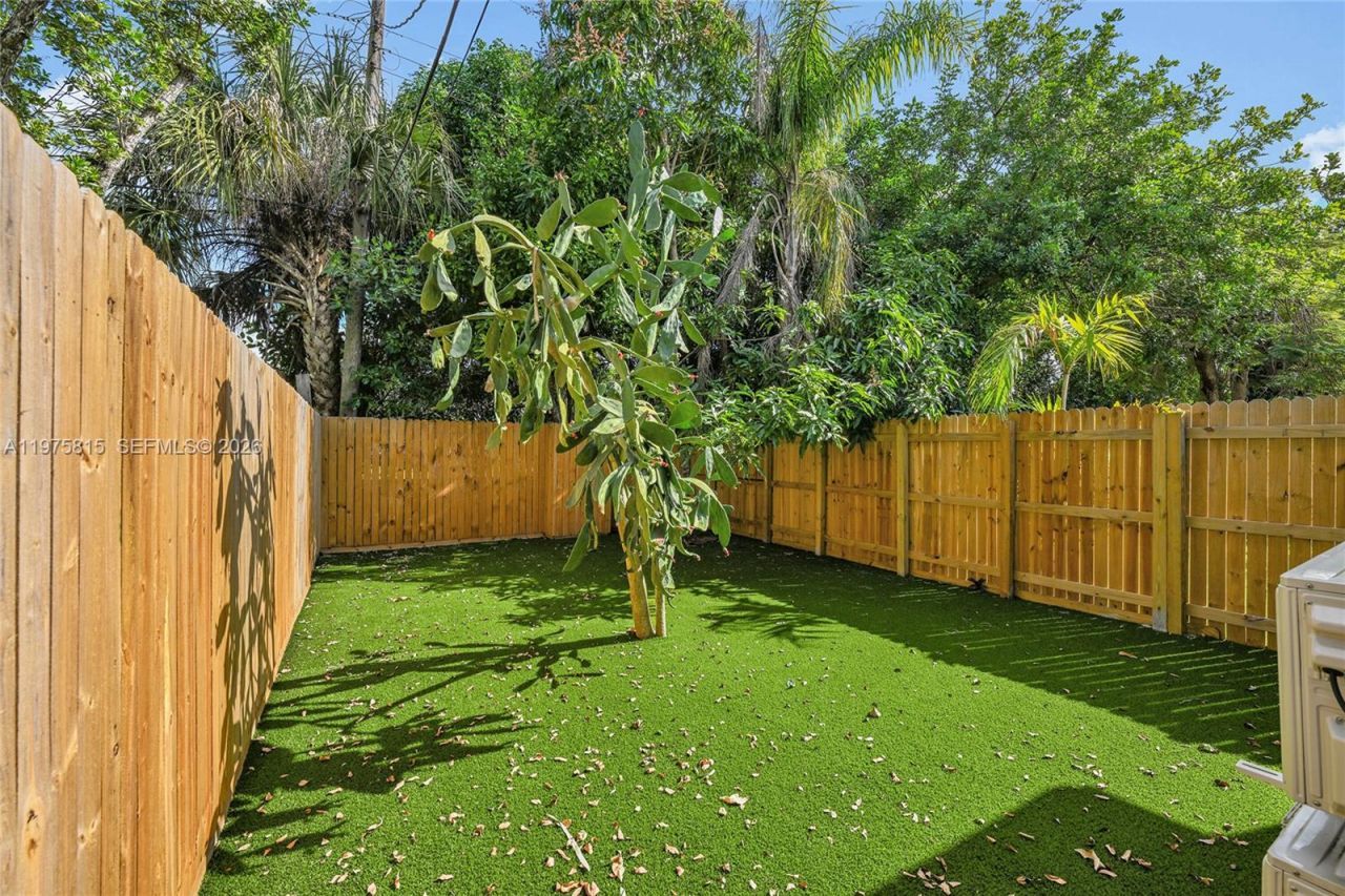 1628 NW 5th Ave , Fort Lauderdale, FL 33311 Photo