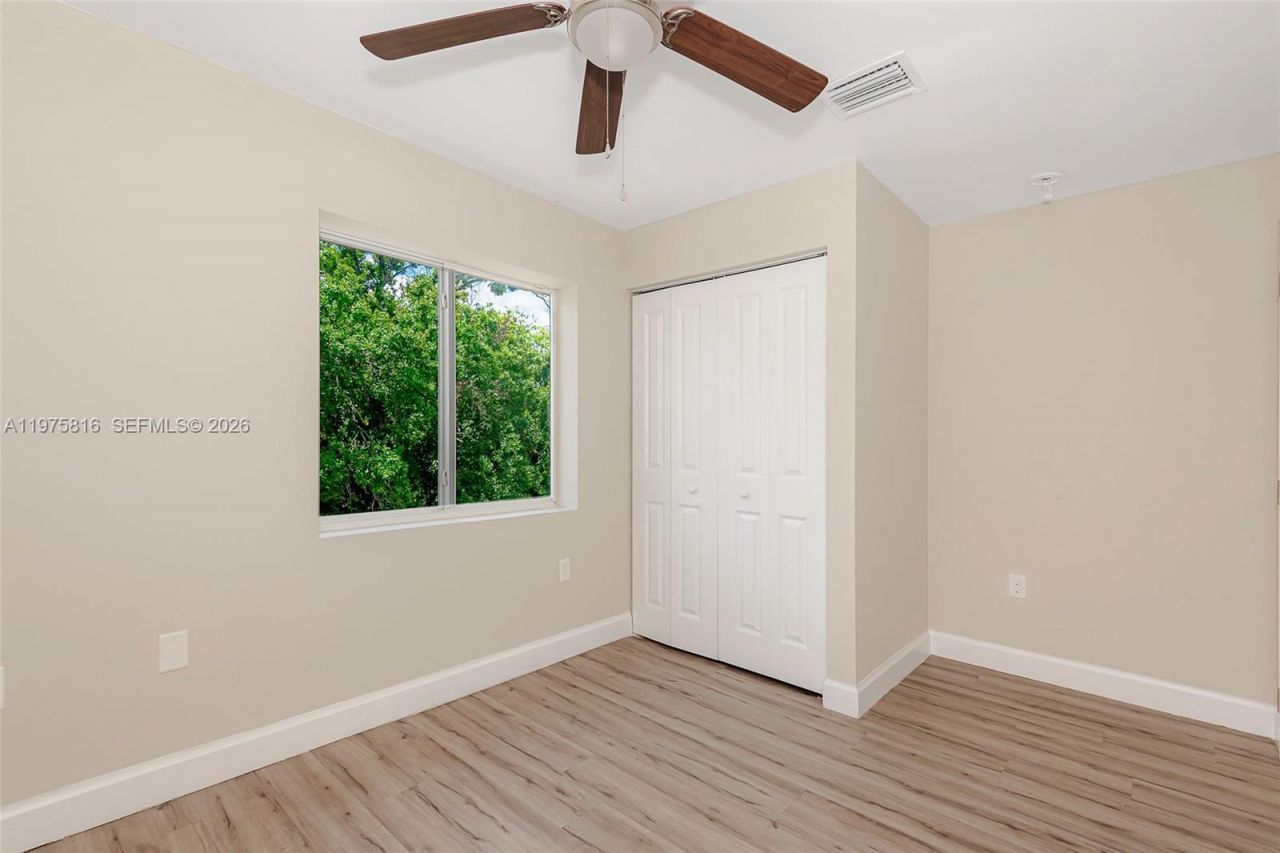 813 NW 3rd Ave , Unit 813, Fort Lauderdale, FL 33311 Photo