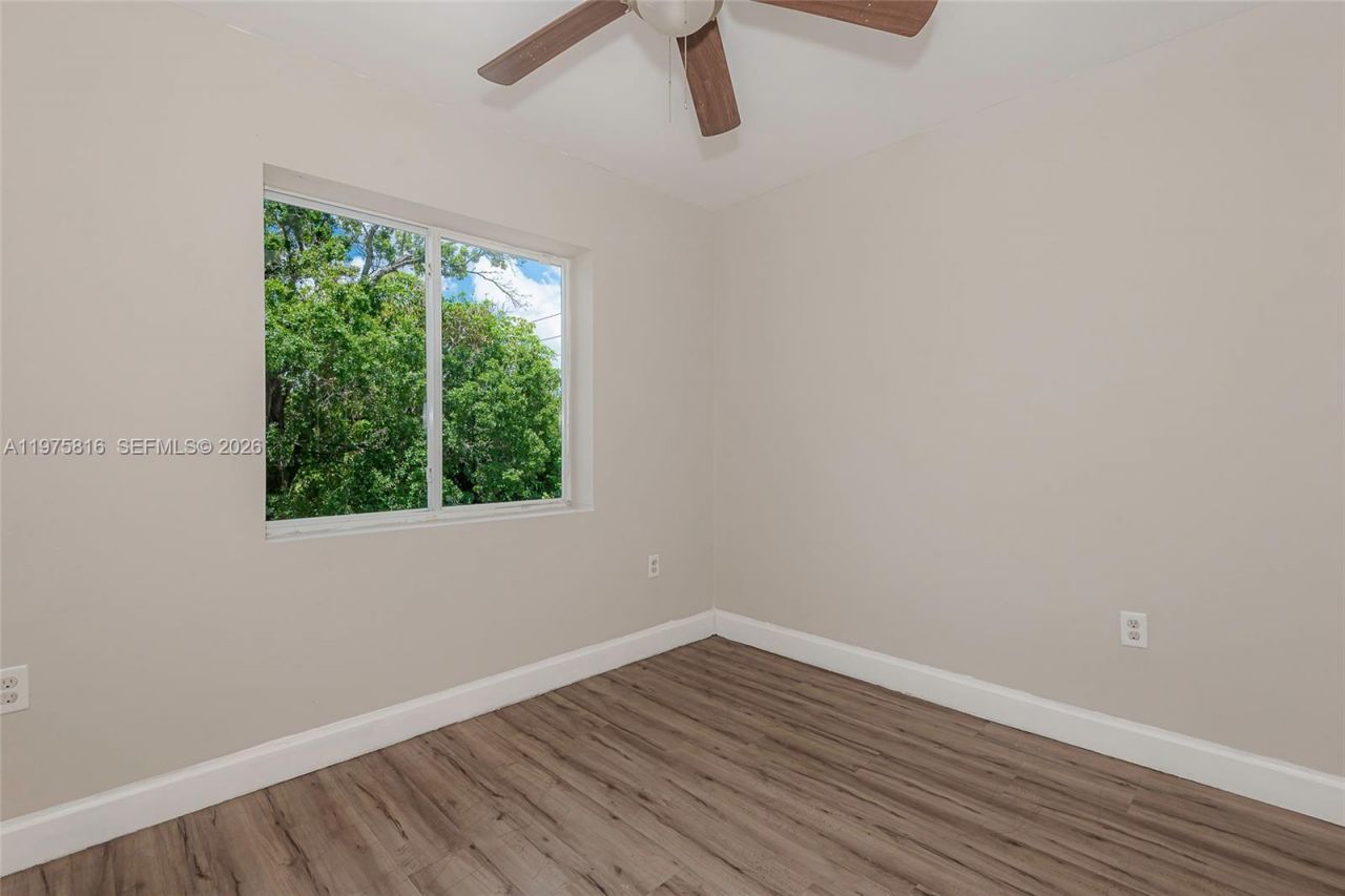 813 NW 3rd Ave , Unit 813, Fort Lauderdale, FL 33311 Photo