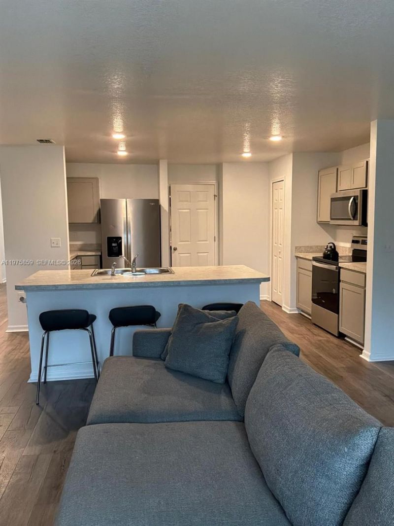 2180 SW Cameo Blvd , Port Saint Lucie, FL 34953 Photo