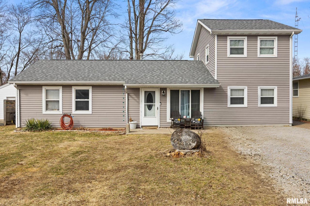 2236 E Linnhill Lane, Washington, IL 61571 Main Photo