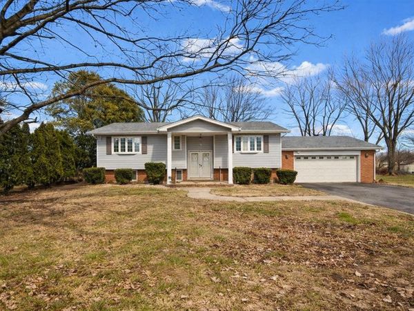 705 Crestview Drive, North Manchester, IN 46962