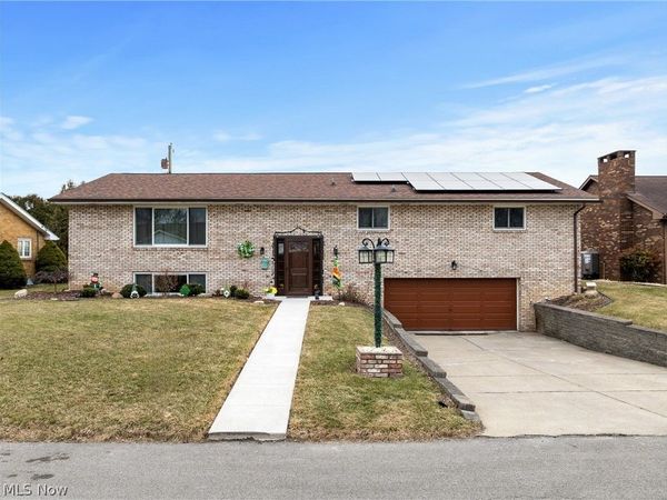 2436 Alexander Manor W , Steubenville, OH 43952