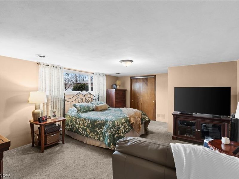 2436 W Alexander Manor, Steubenville, OH 43952 Photo 24