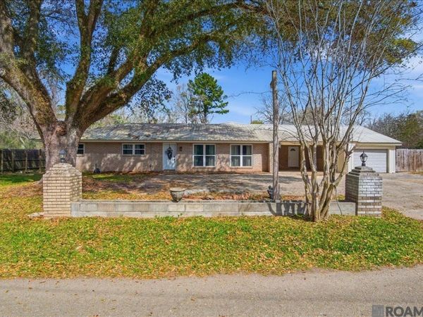 425 Bay St, Denham Springs, LA 70726