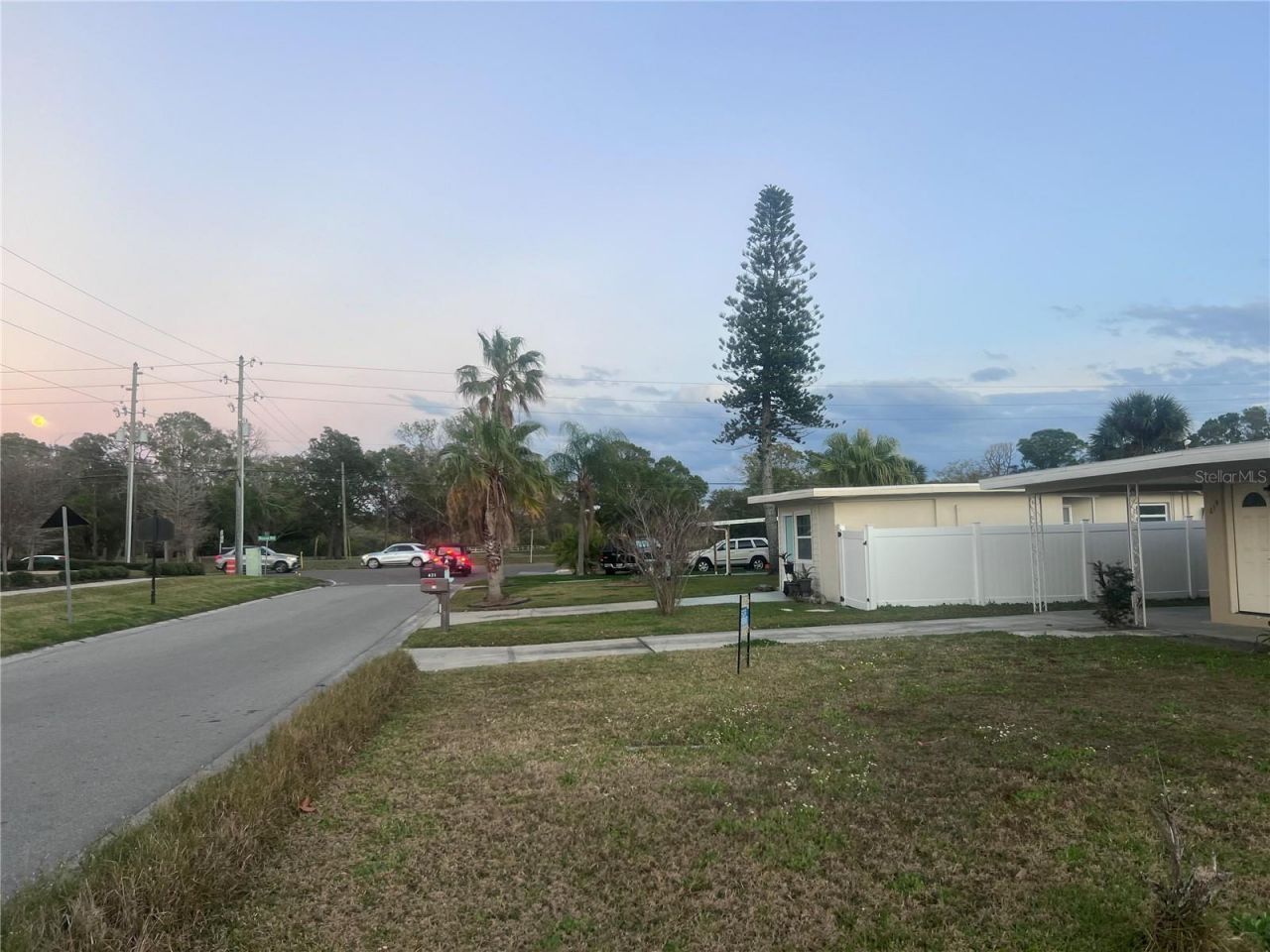 2495 Baywood Drive E, Dunedin, FL 34698 Photo