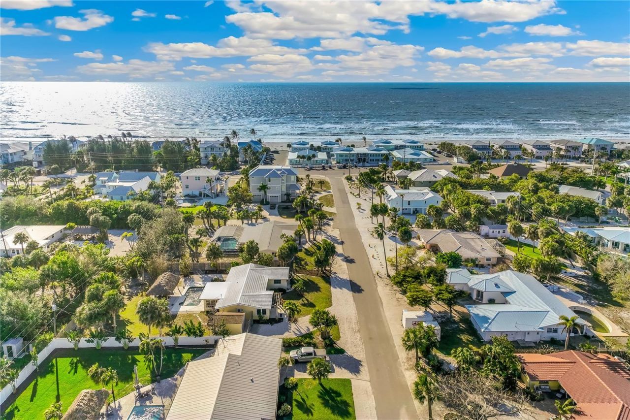 320 Gasparilla Street, Boca Grande, FL 33921 Photo