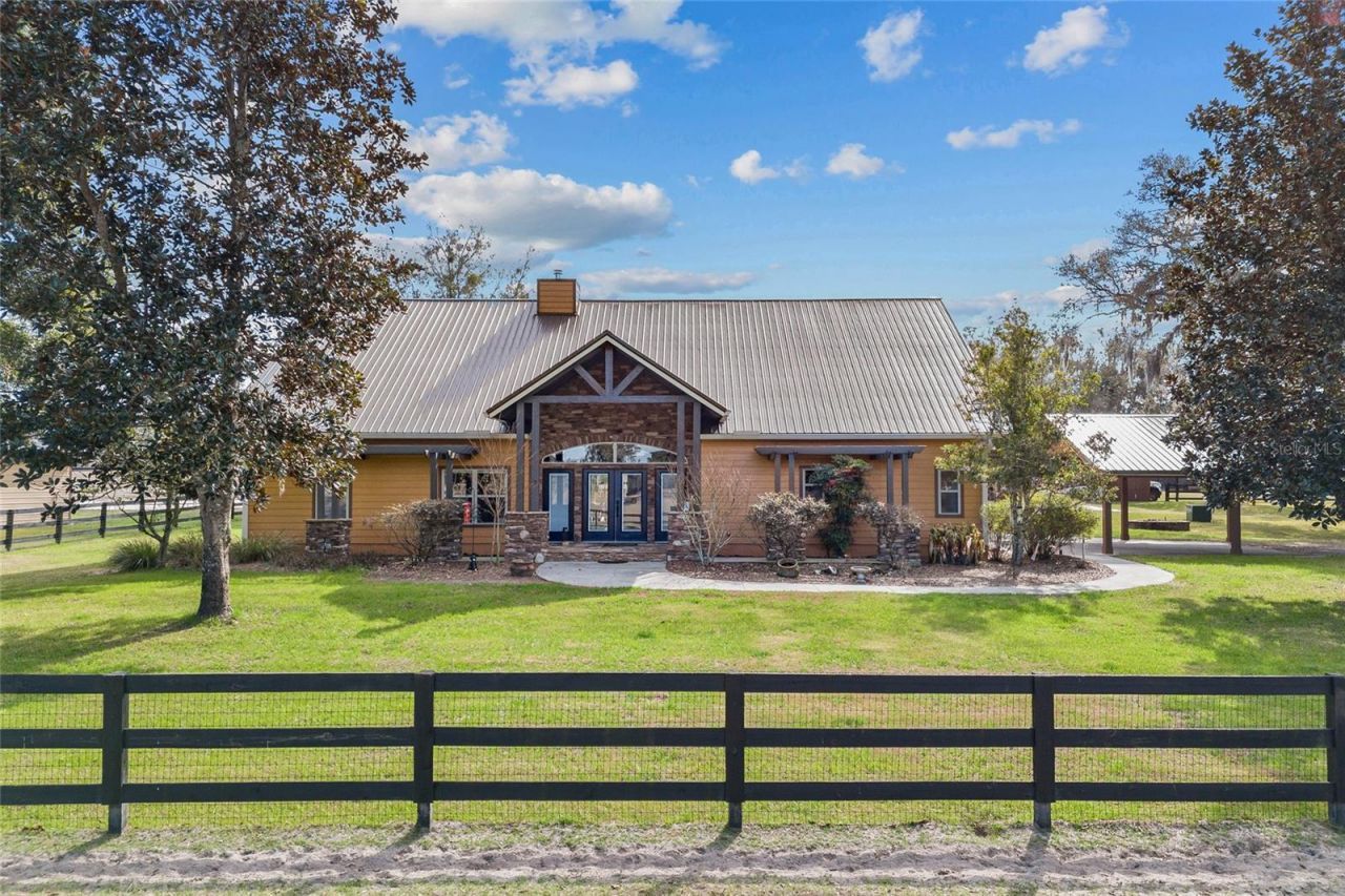 367 SW Blue Bird Court, Fort White, FL 32038 Main Photo