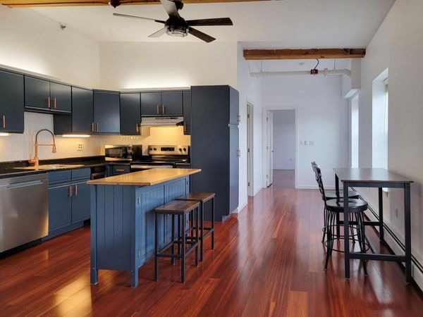 156 Front Street, Unit 403, Exeter, NH 03833