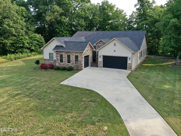 2005 River Mist Circle, New Market, TN 37820