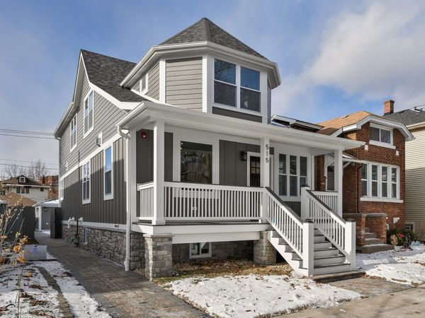 515 Highland Avenue , Oak Park, IL 60304