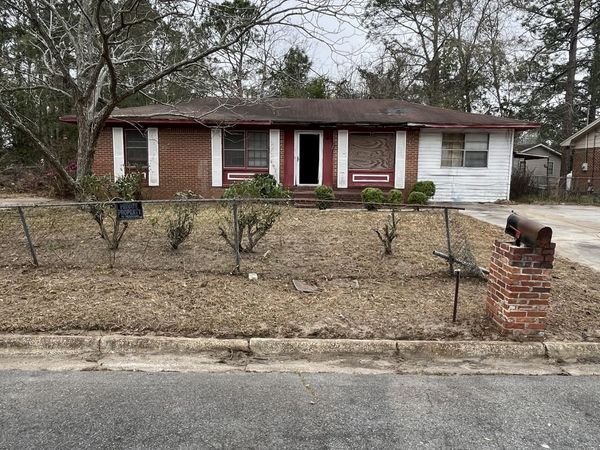 1215 Jamestown Drive, Douglas, GA 31533