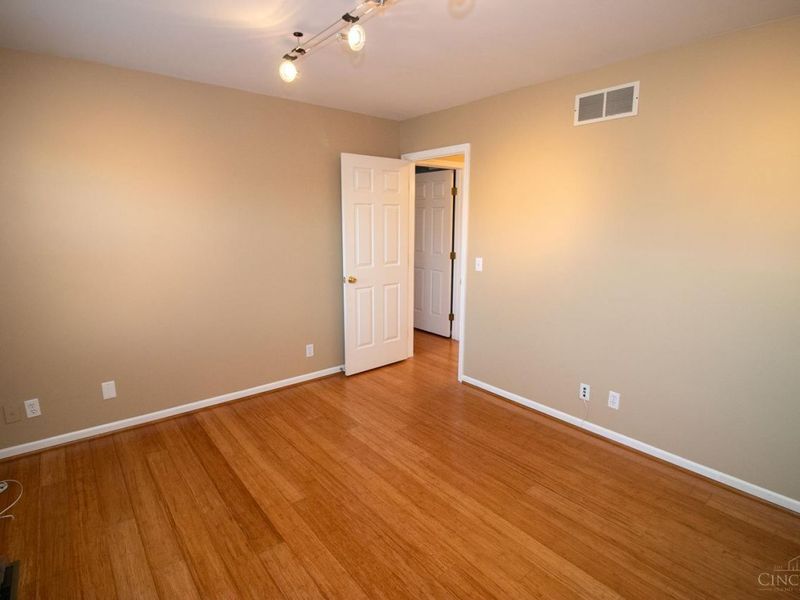 6293 Jessica Court, Liberty Township, OH 45044 Photo 11