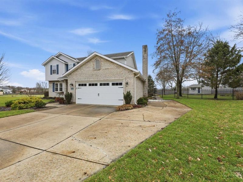 6293 Jessica Court, Liberty Township, OH 45044 Photo 2