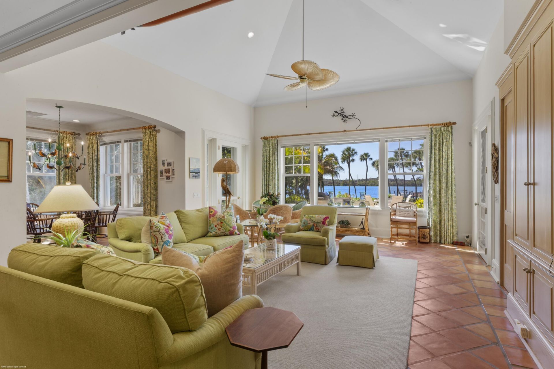 228 S Beach Road, Jupiter Island, FL 33455 Photo