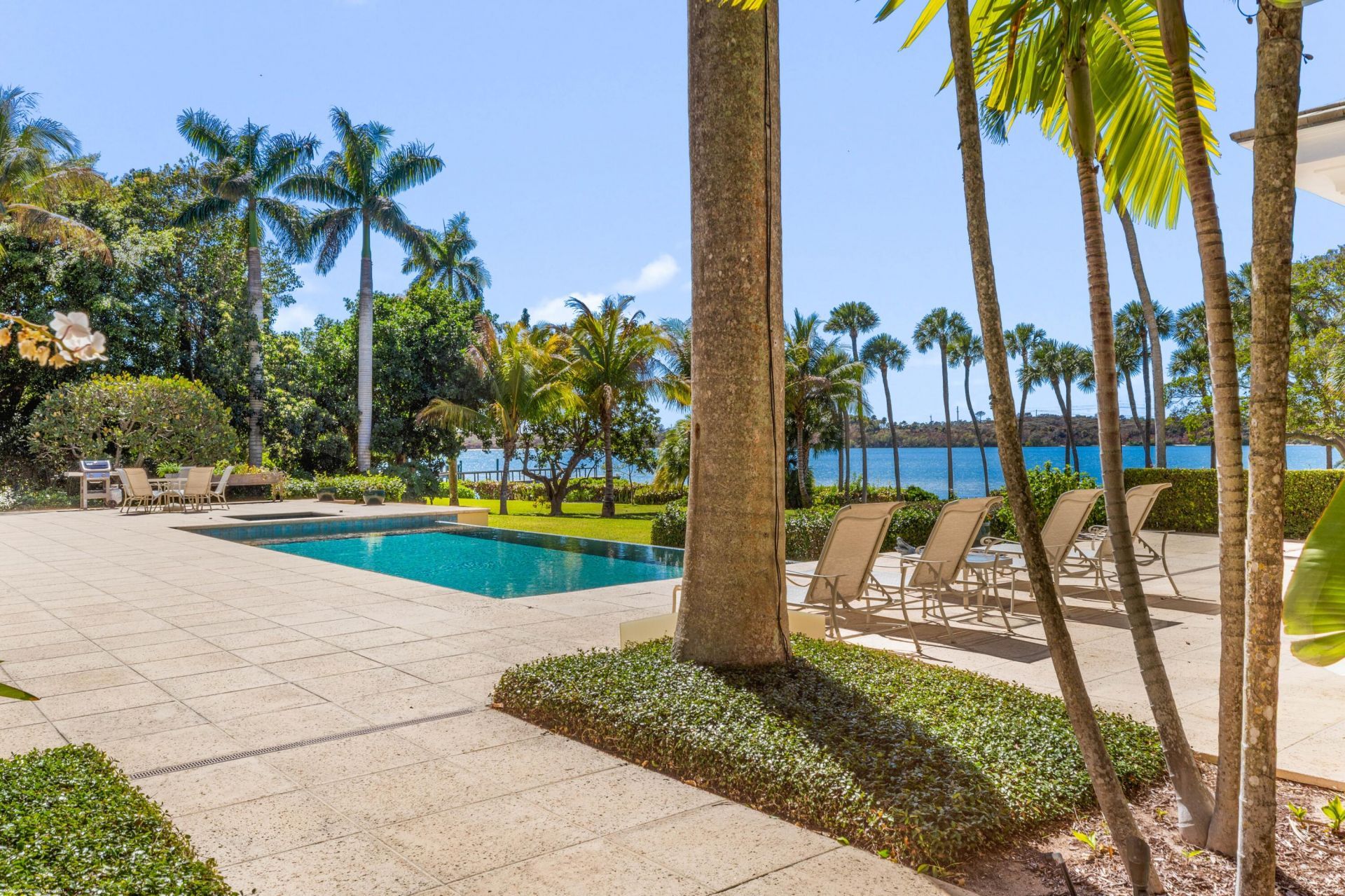 228 S Beach Road, Jupiter Island, FL 33455 Photo