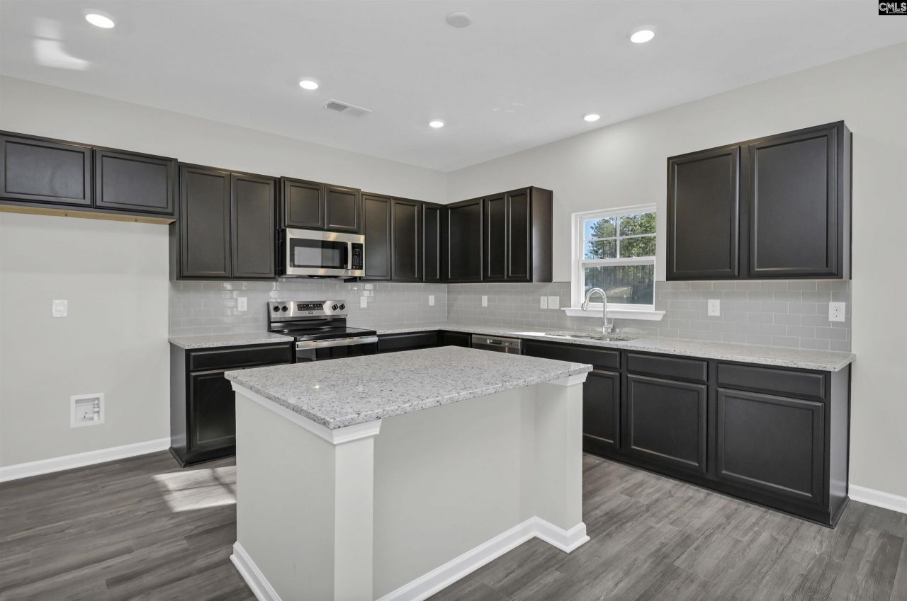 231 Raglins Way  Photo 12