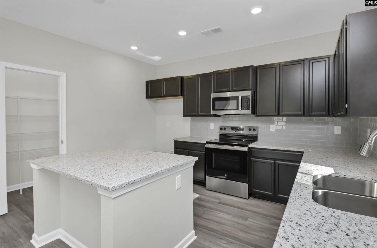 231 Raglins Way  Photo 17