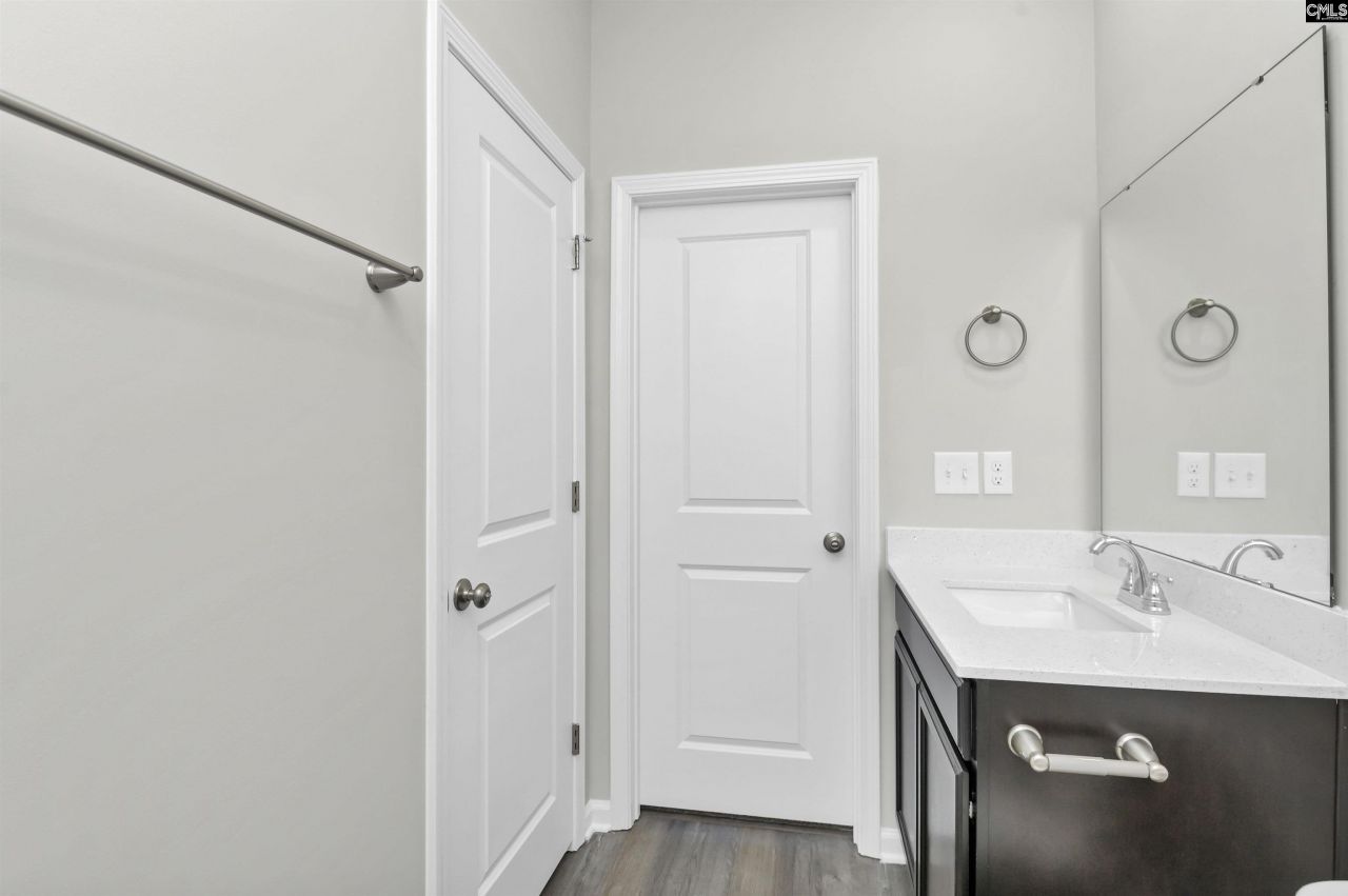 231 Raglins Way  Photo 7