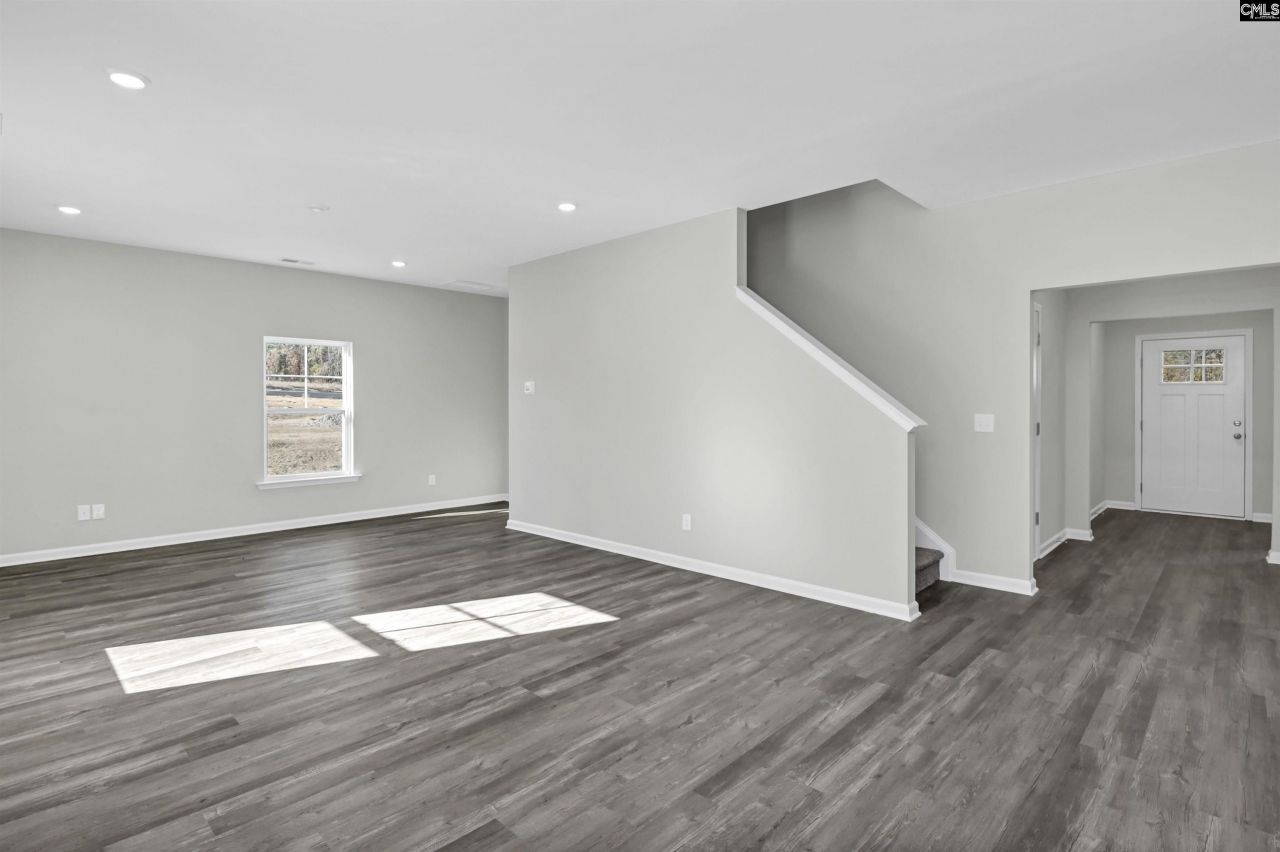 231 Raglins Way  Photo 9