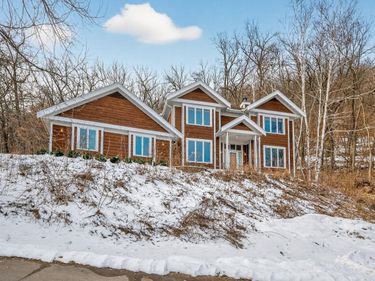 104 Forest Oaks Court, Winona, MN 55987