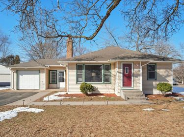 8408 Wentworth Avenue S, Bloomington, MN 55420