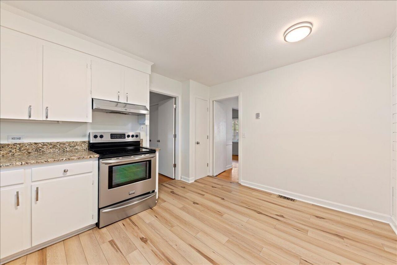 251 Bennett Street Photo 12