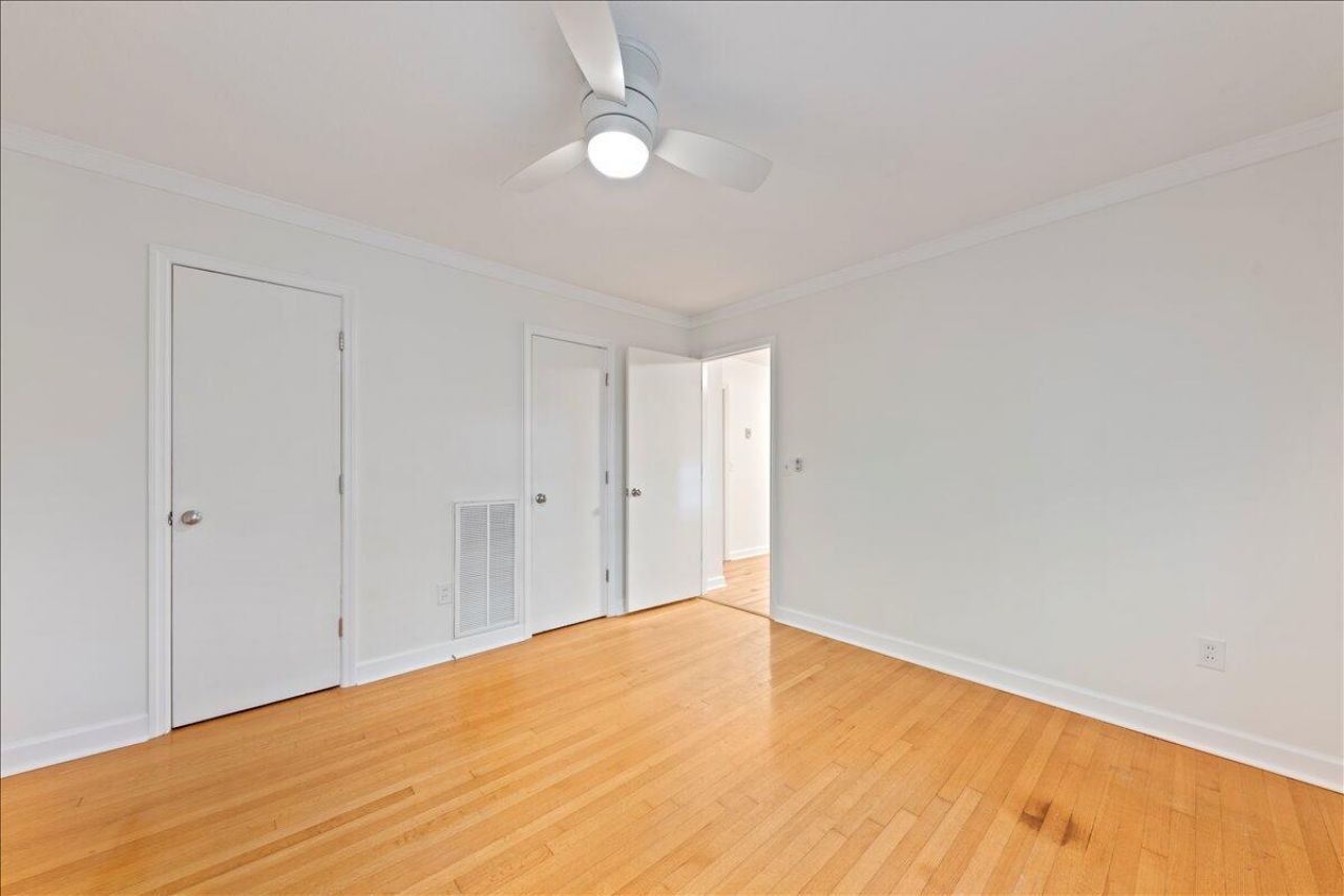 251 Bennett Street Photo 18