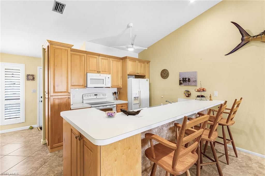 7628 Captains Harbor Dr, Unit 404, Bokeelia, FL 33922 Photo