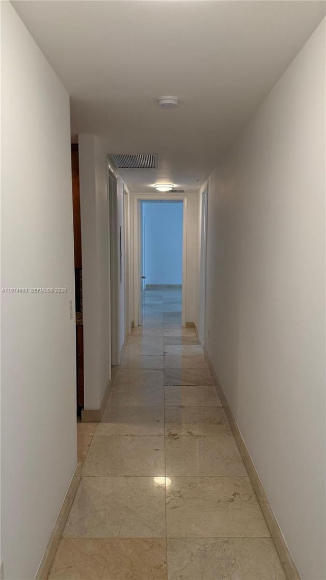 642 Valencia , Unit 305, Coral Gables, FL 33134 Photo