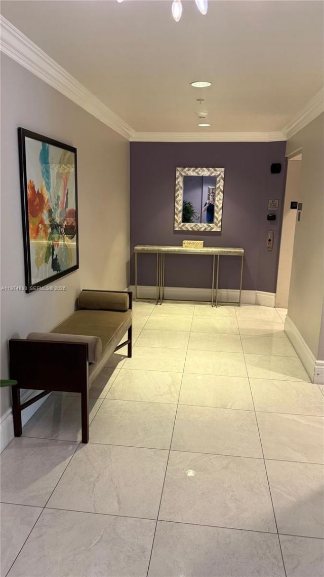 642 Valencia , Unit 305, Coral Gables, FL 33134 Photo