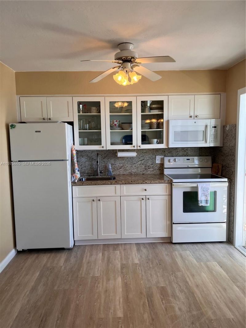 2600 N Surf Rd , Unit 403, Hollywood, FL 33019 Photo