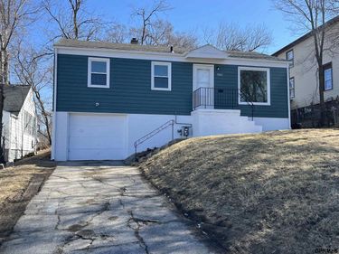 5307 N 42nd Street , Omaha, NE 68111