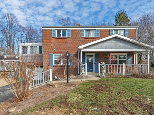 123 Surrey Dr, Delmont, PA 15626