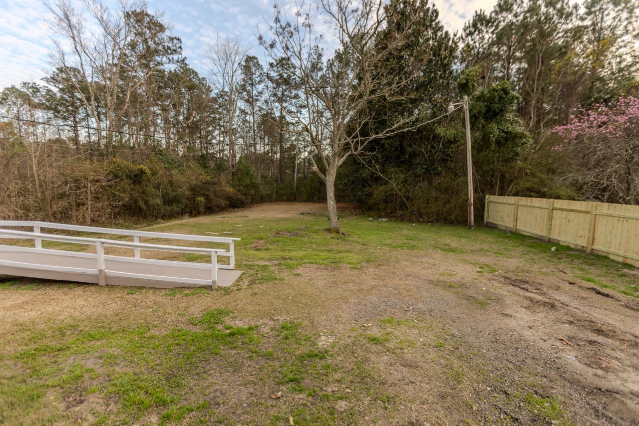 283 W End Drive Photo 10