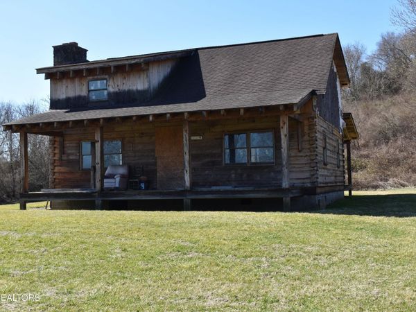 301 Smith Drive, Harrogate, TN 37752