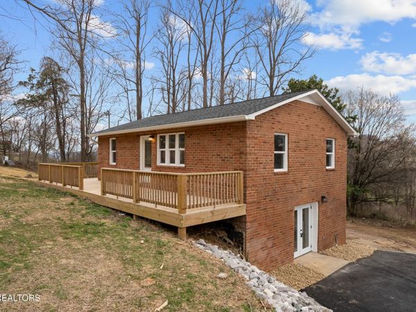 1080 Old Cavalry Rd , Cookeville, TN 38506