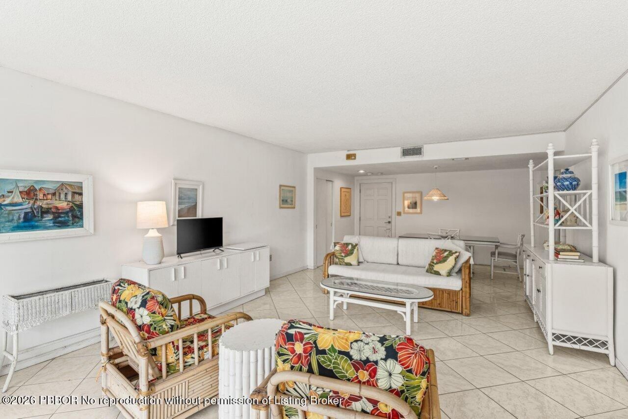 2774 S Ocean Boulevard, Unit 206, Palm Beach, FL 33480 Photo