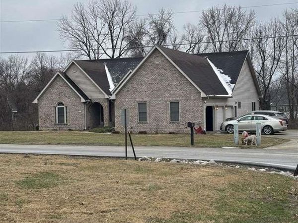 4401 E Old Ft. Harrison, Terre Haute, IN 47805