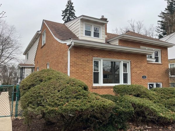 123 W Monroe Street , Villa Park, IL 60181