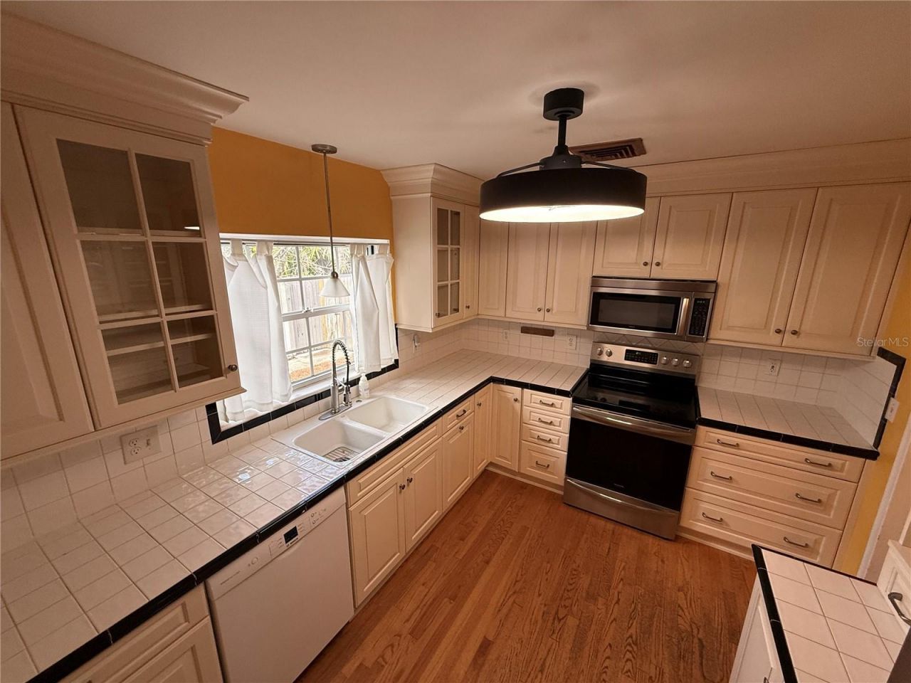 1415 Oakley Street, Orlando, FL 32806 Photo